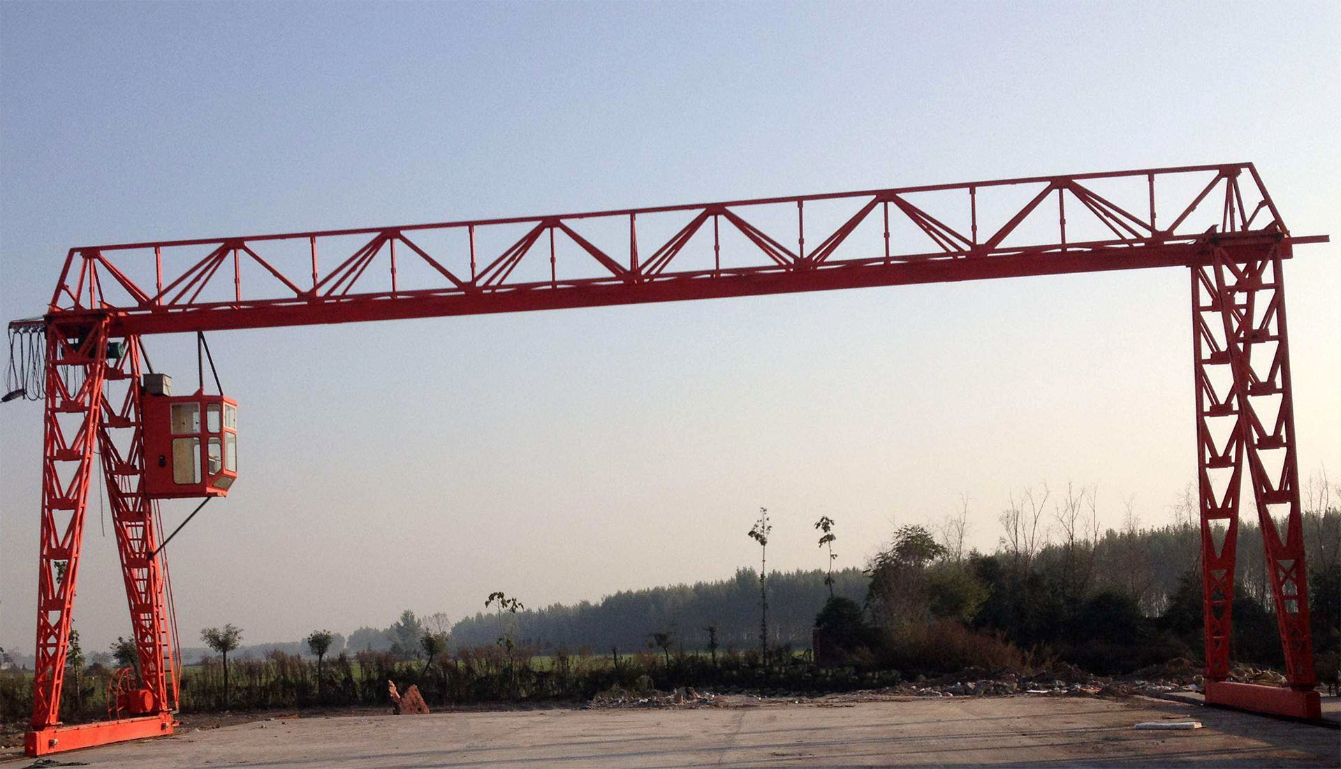 電動(dòng)葫蘆桁架門式起重機(jī)
